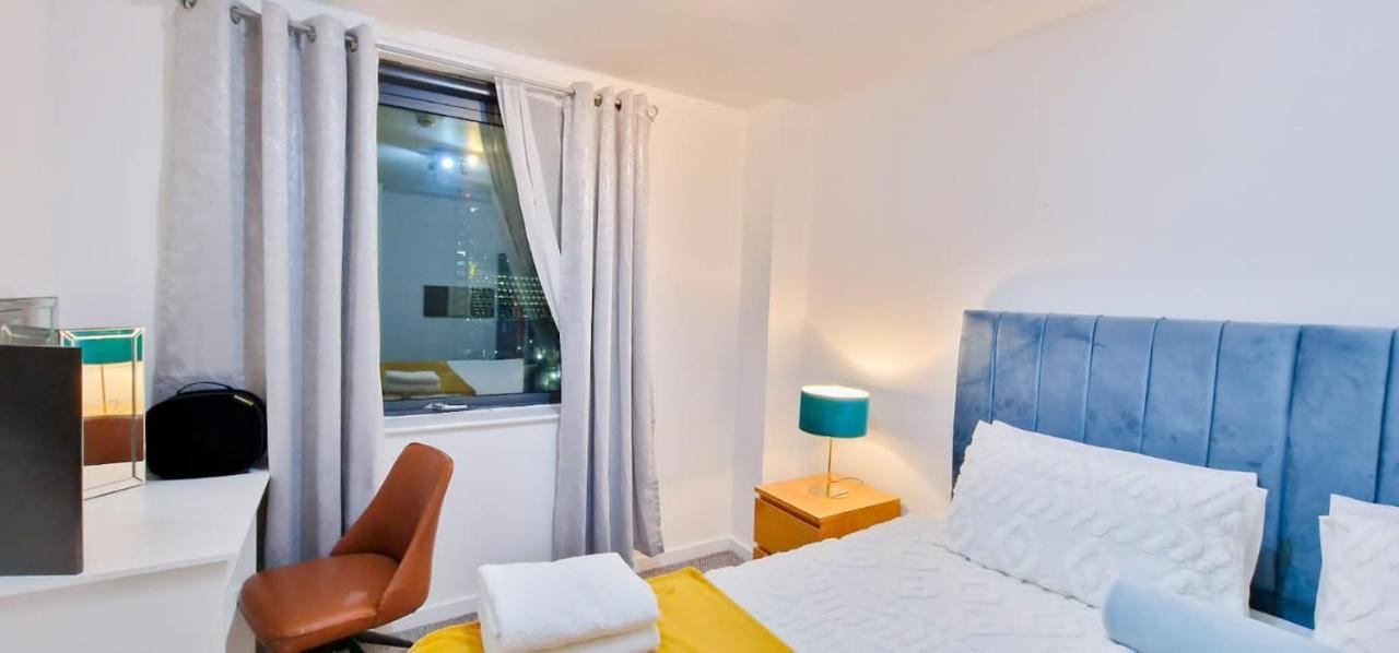 Lovely 2-Bedroom Apartment, Free Parking مانشستر المظهر الخارجي الصورة